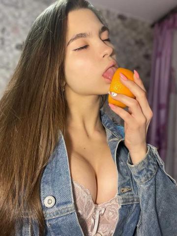 Яна